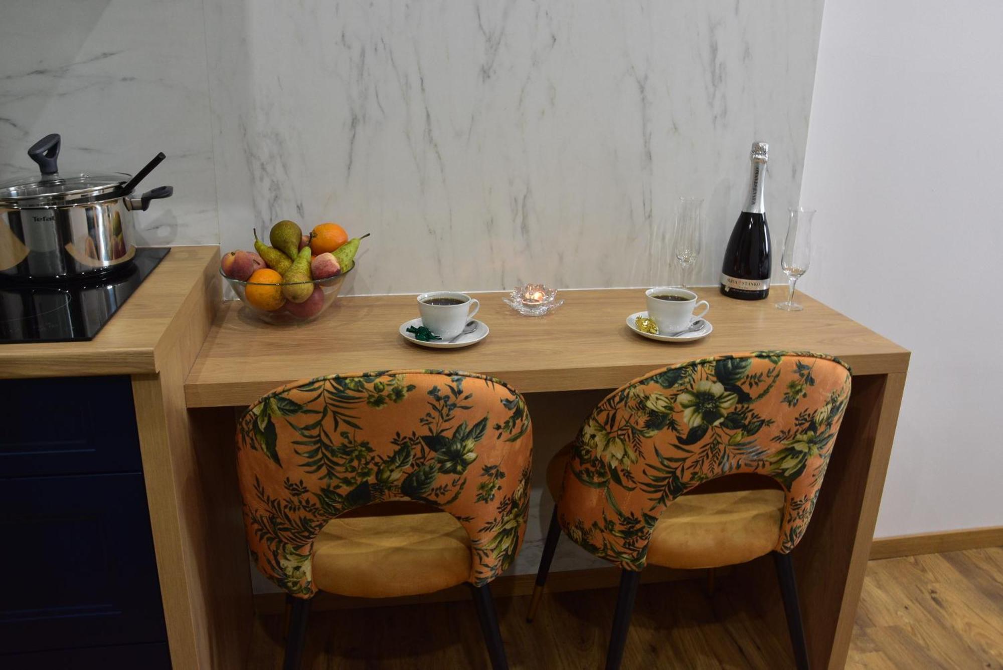 Apartmany Zakovce & Spa ヴェルカー・ロムニツァ エクステリア 写真
