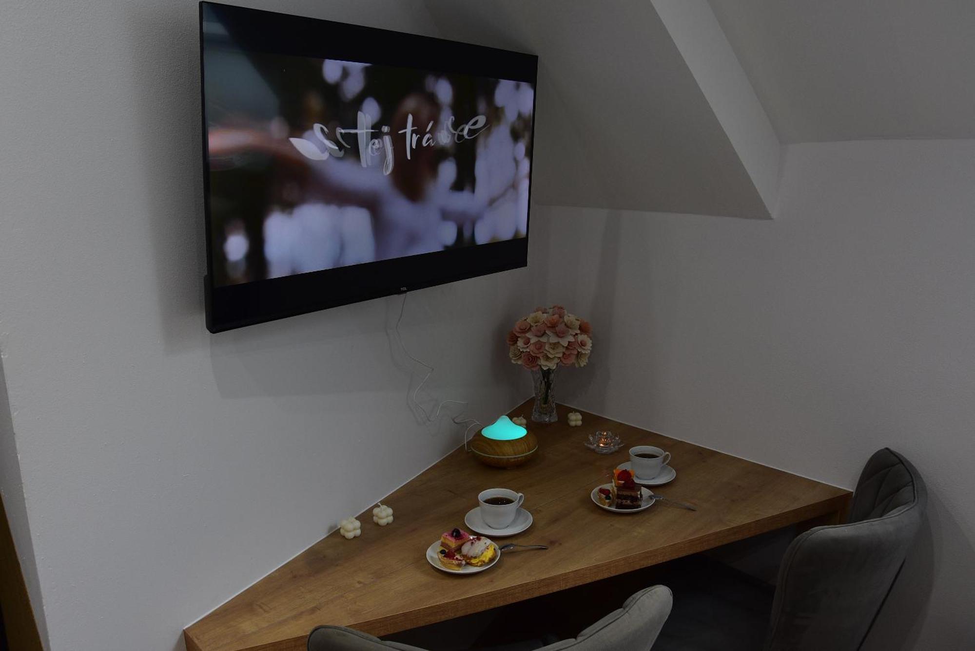 Apartmany Zakovce & Spa ヴェルカー・ロムニツァ エクステリア 写真
