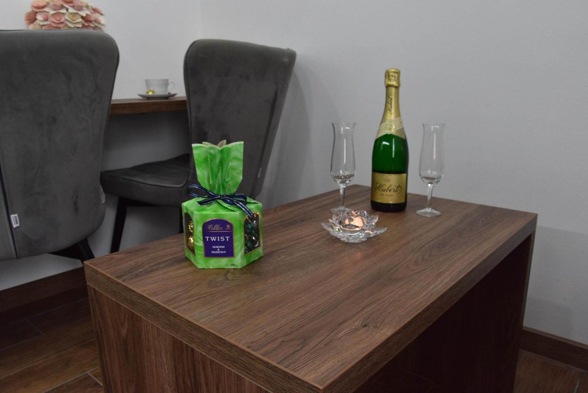 Apartmany Zakovce & Spa ヴェルカー・ロムニツァ エクステリア 写真